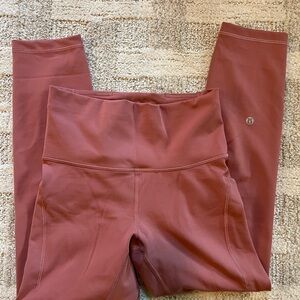 Wunder Train HR Crop 23"